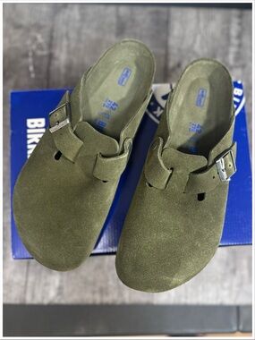 Birkenstock Boston BS Thyme Green Suede Soft Footbed Clogs Size 42 Regular NEW